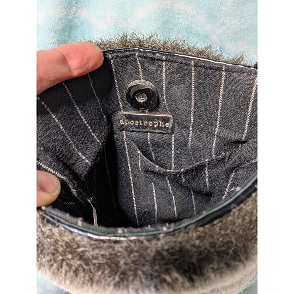 Apostrophe Mini Faux Fur Shoulder Bag Y2K 90s Grey Fuzzy Novelty Bucket Purse - Picture 2 of 8